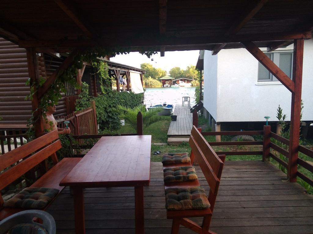 Ada Bojana Apartmani 울친 외부 사진
